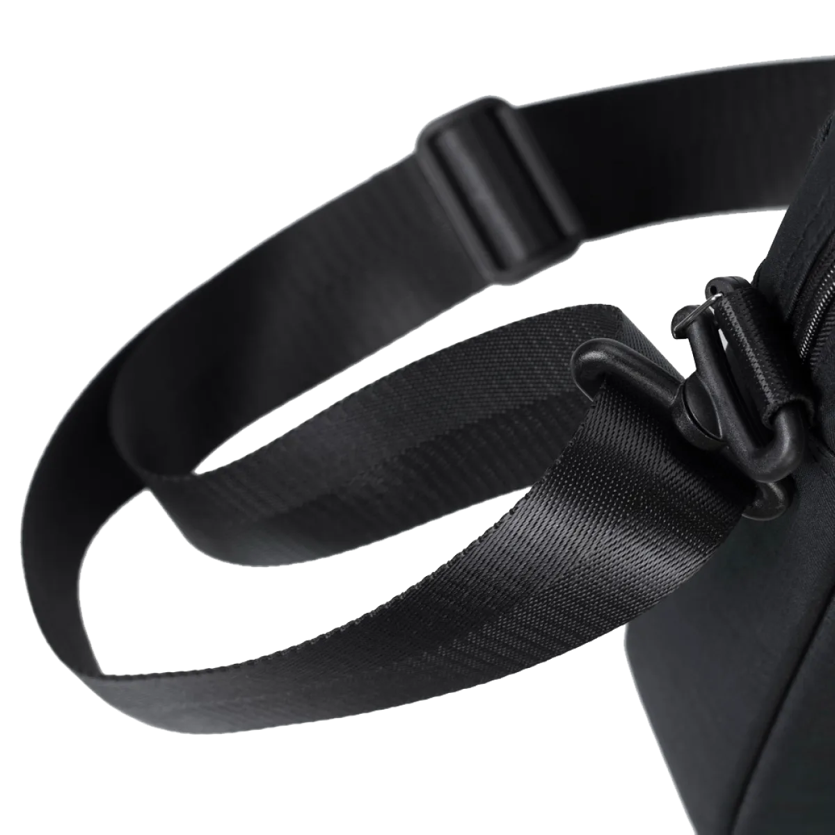 Сумка для ноутбука 15.6" RivaCase 8335 / Black