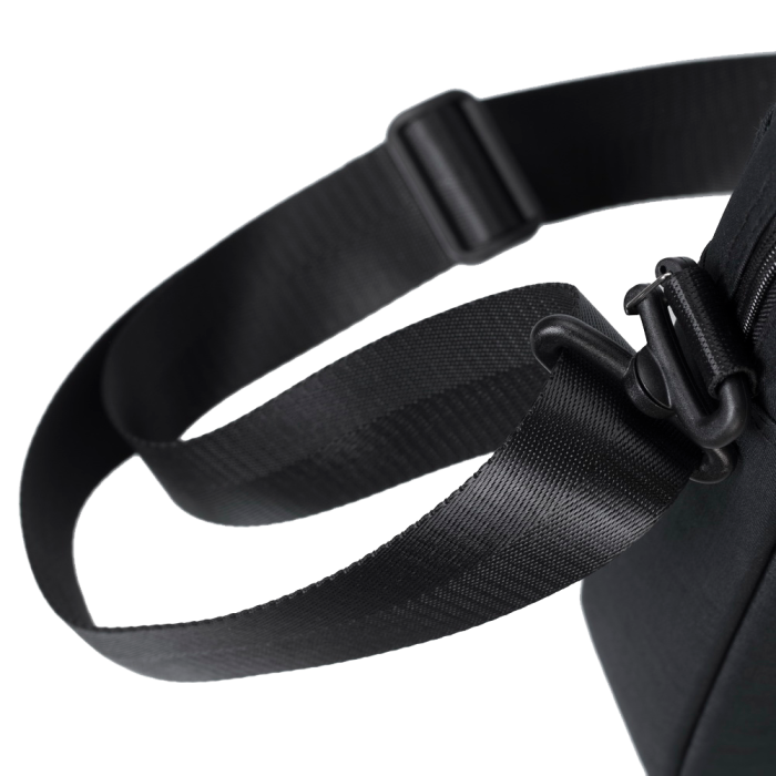 Сумка для ноутбука 15.6" RivaCase 8335 / Black